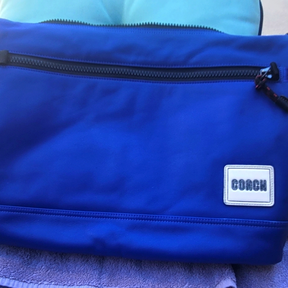 Men's dark blue vinyl coach carry all